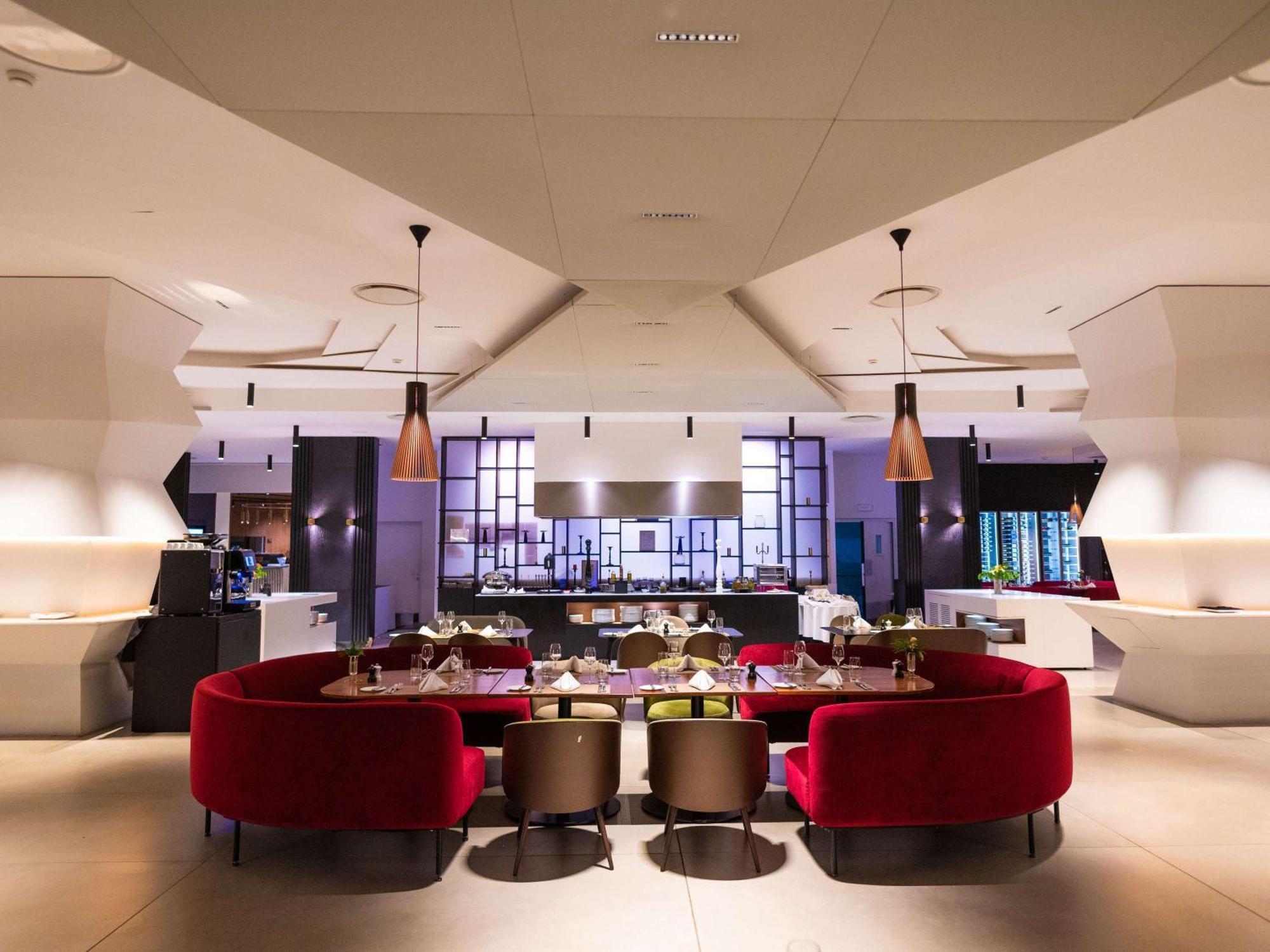 Novotel Convention And Spa Antananarivo Exterior photo