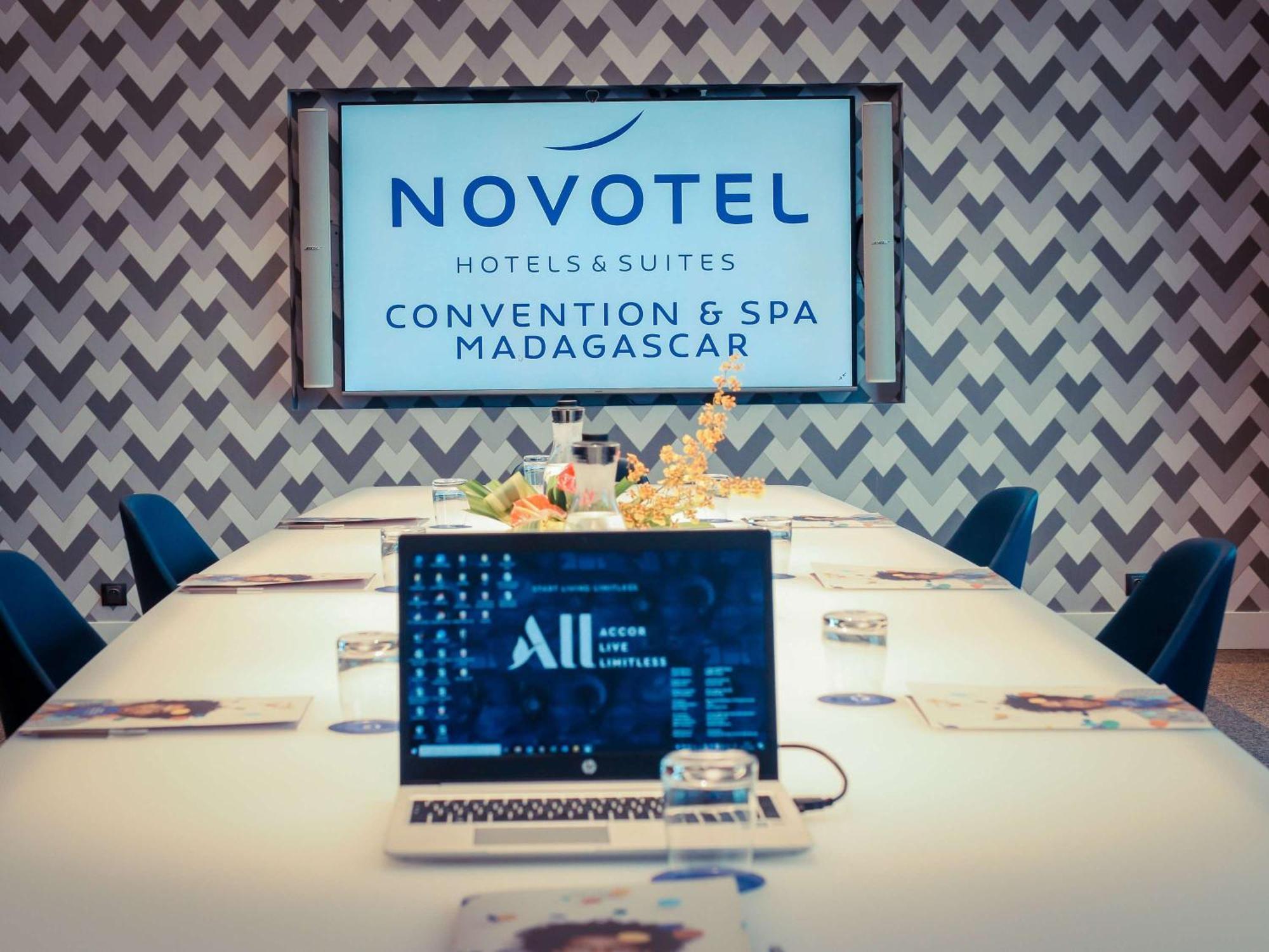 Novotel Convention And Spa Antananarivo Exterior photo