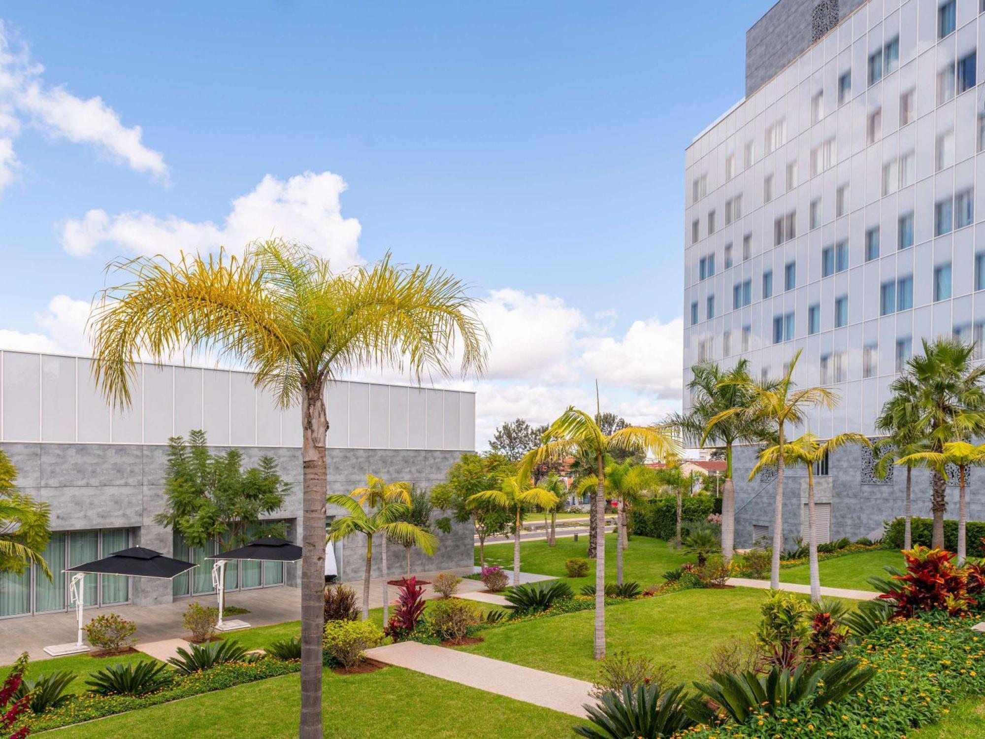 Novotel Convention And Spa Antananarivo Exterior photo