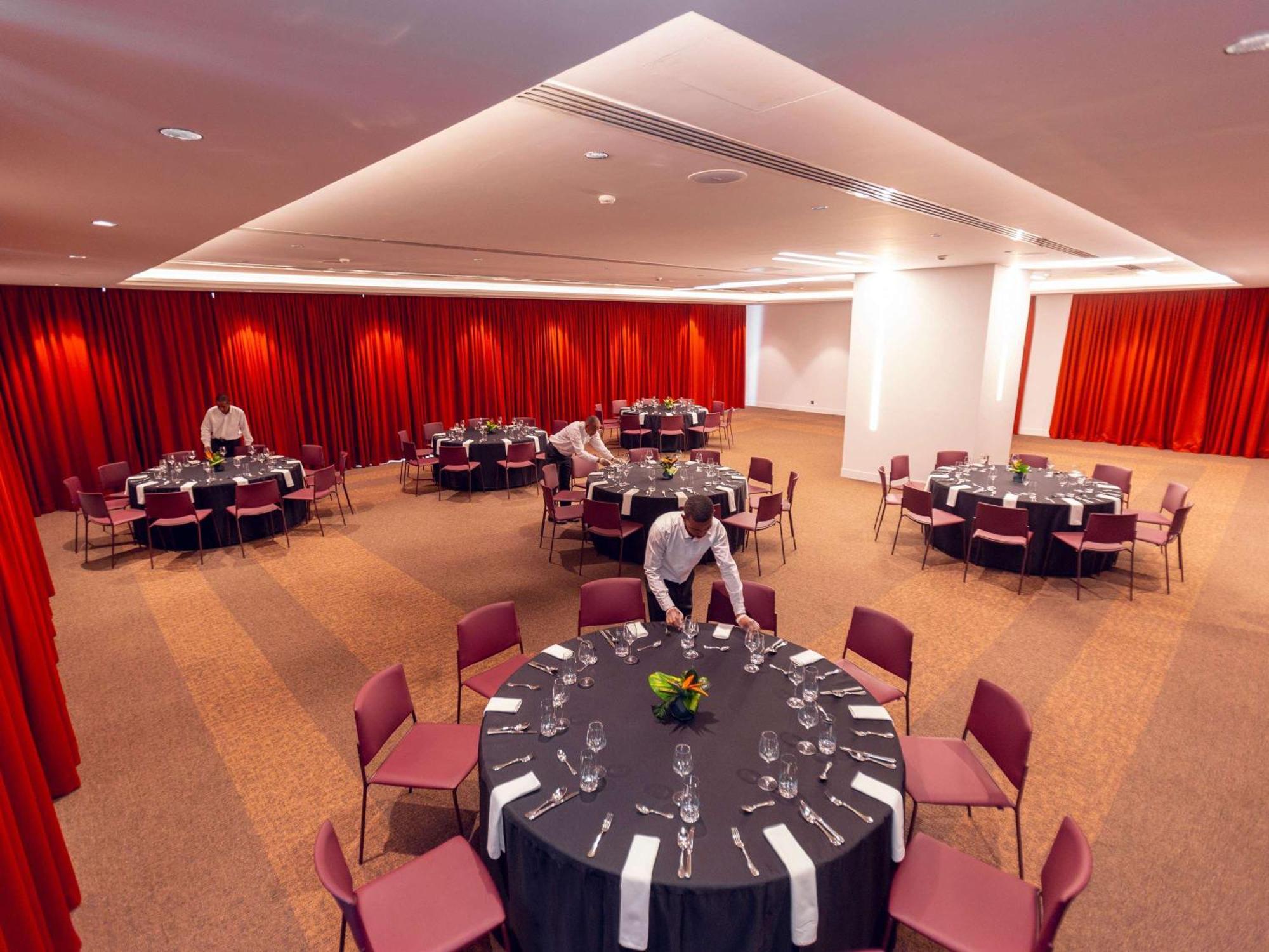 Novotel Convention And Spa Antananarivo Exterior photo